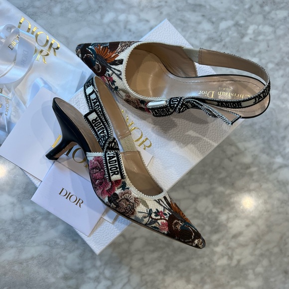 DIOR J’ADIOR Jardin d’Hiver Pump - Picture 6 of 14